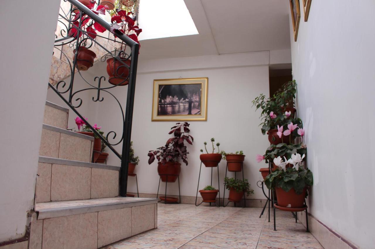 Kennedy Guest House Куско Экстерьер фото